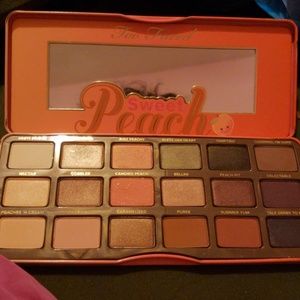Too Faced Sweet Peach Palette